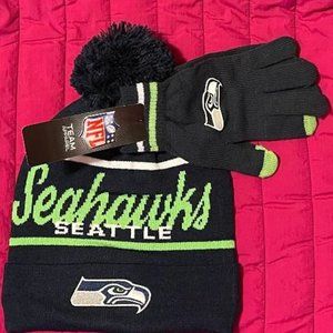 NWT NFL SEATTLE SEAHAWKS BEANIE HAT AND GLOVES SET FOOTBALL TEAM SPORTS GEAR